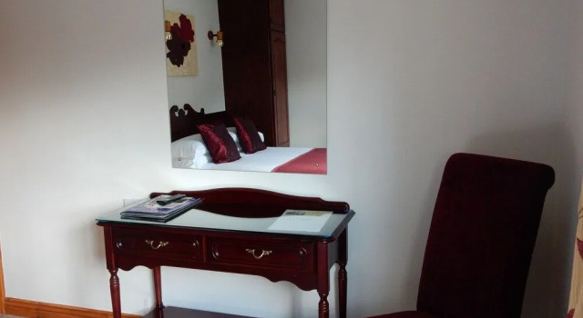 Auburndale B&B, Prenota Bed & breakfast Hotel a Leinster con parcheggio, Parcheggio