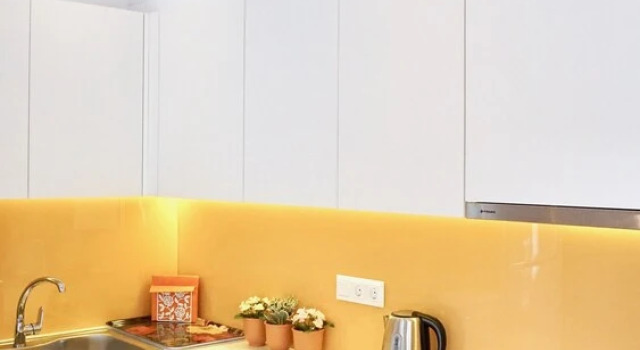 Warm & Spacious Apt in Athens