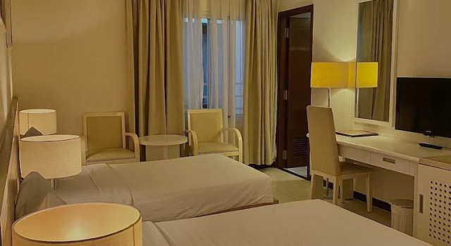 Номер Superior Nhi Phi Hotel