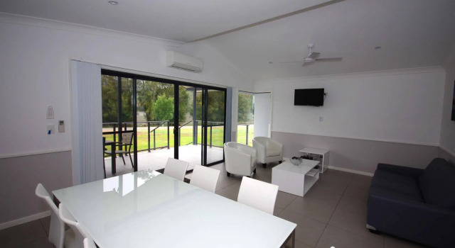 Del Rio Riverside Resort, Boek Resort Berrilee Nieuw-Zuid-Wales