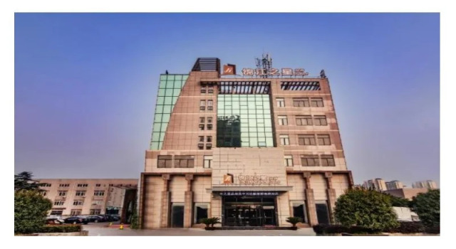 Jinjiang Inn Select (Suzhou Wuzhong Wanda Xinjiaqiao Metro Station), Book Hotel Hoteller i Suzhou med parkering, Parkering