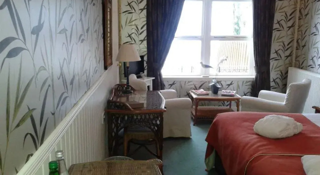 Karma Lake of Menteith, Book Hotel Hoteller i Stirlingshire med parkering, Parkering