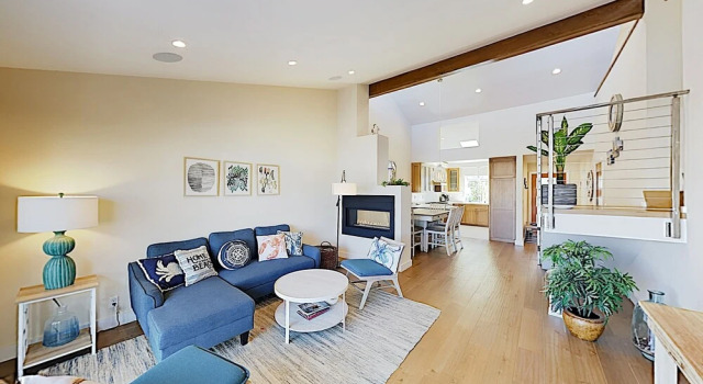 Waterfront Dream w/ Dock, Kayaks & Fireplace home