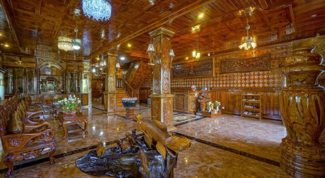 Oriental Palace Resort