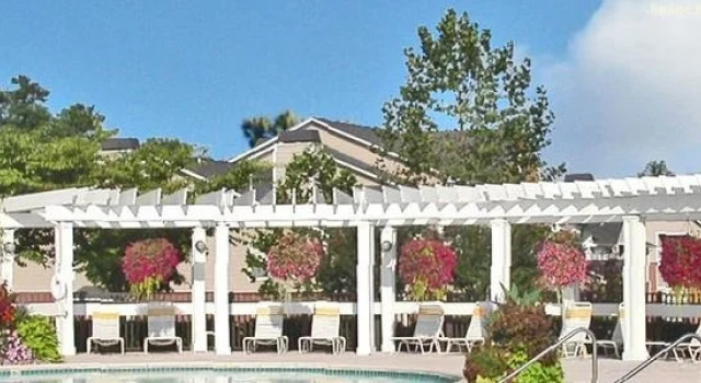The Crossings at Short Pump, Book Hotel Hoteller i Short Pump med pool, Swimmingpool