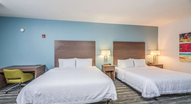 Двухместный люкс Hampton Inn Oakland-Hayward