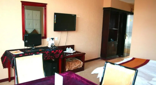 Qinxin Holiday Hotel - Shangri-la, Buchen Sie Hotel Hotels in Yunnan mit Parkplatz, Parkplätze