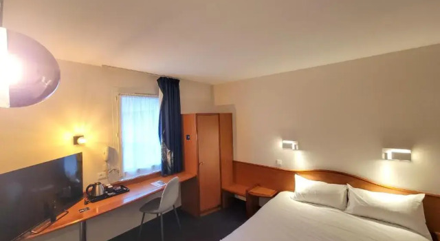 Standardní Dvoulůžkový s manželskou postelí pokoj Deltour Hôtel Rodez Bourran