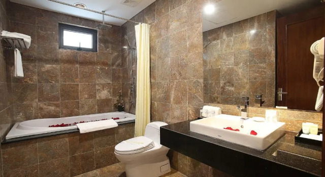 Двухместный номер Standard с красивым видом из окна London Hanoi Hotel