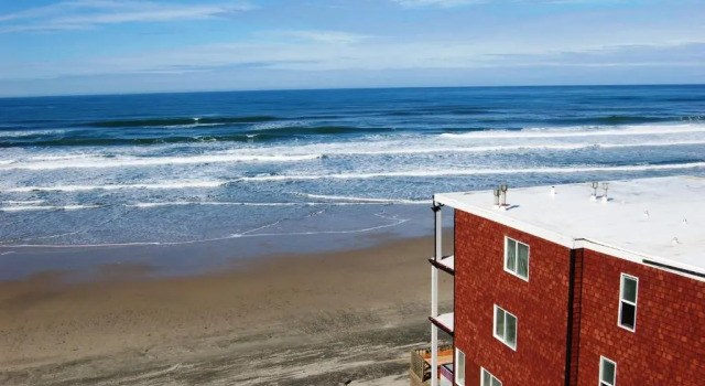 Люкс с видом на океан Beachfront Manor Hotel