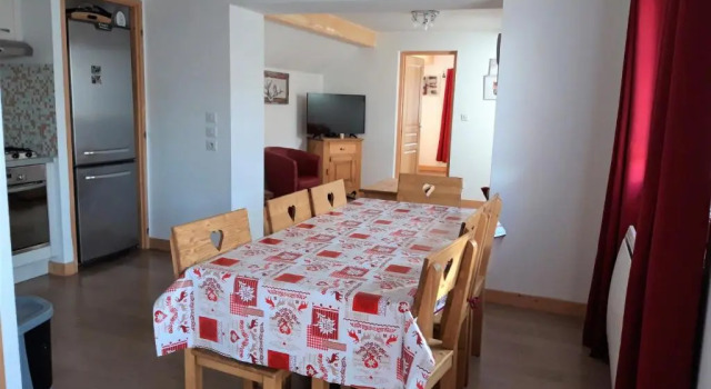 Appartement Albiez-Montrond, 4 pièces, 8 personnes - FR-1-618-3, Réserver Appartement Albiez-Montrond 