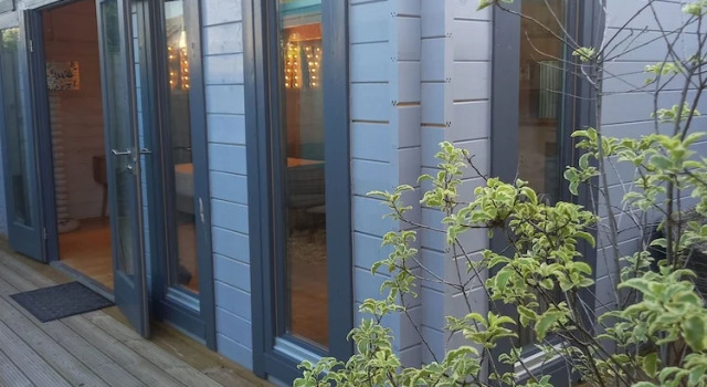 Deluxe Chalet Sandy Toes Accommodation