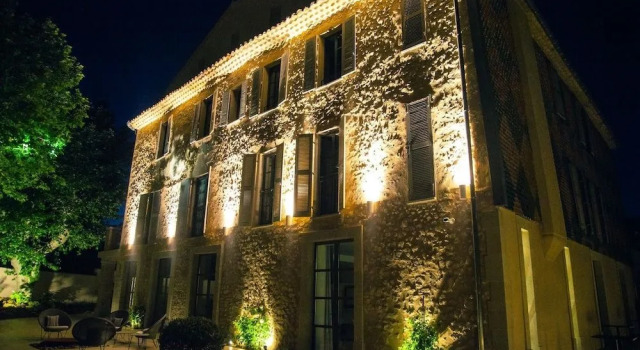 La Bastide de Saint Julien, Rezerwuj Bed and Breakfast La Celle Green Provence