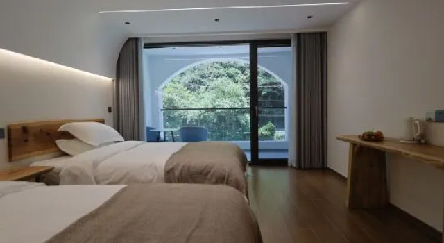 Люкс Hangzhou Linxi Shanshe Brookside Detached Villa (the Taihu Yuan)