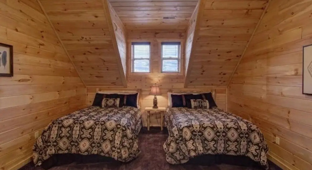 Grand Cherokee Lodge 5 Bedrooms 5 Bathrooms Home