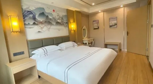 Люкс Comfort Kaijing Grand Hotel (Jinping Passenger North Station)