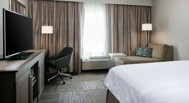 Hampton Inn & Suites Mason City, Varaa Hotelli Mason City Iowa
