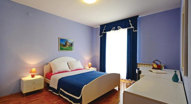 Awesome Home in Labin With Wifi and 3 Bedrooms, Rezervovat Hotel Hotely v Labin s parkováním, Parkování