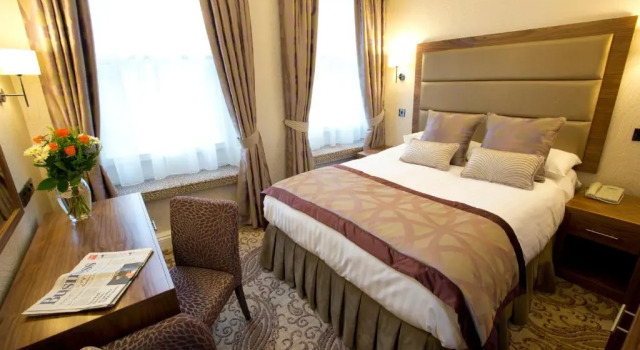 Двухместный номер Standard The George Hotel