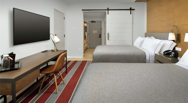 Четырёхместный номер Premium Canopy By Hilton Ithaca Downtown