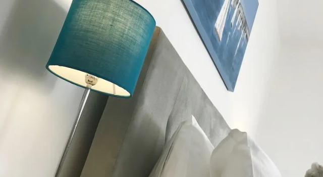 Апартаменты Lux Blu - Truro Apartment