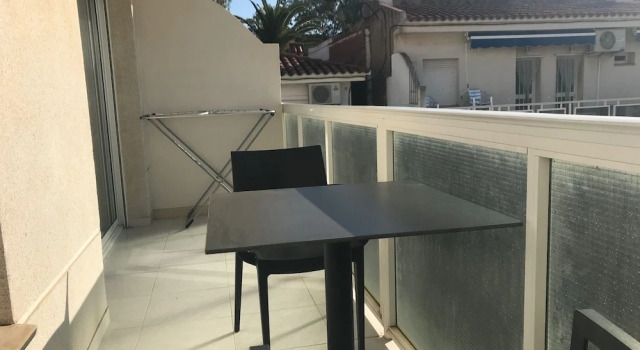 Двухместные апартаменты с балконом и с видом на сад Ornis Apartments Platja