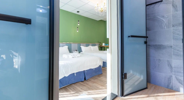 Четырёхместный семейный номер Standard EZSTAY Yancheng Branch
