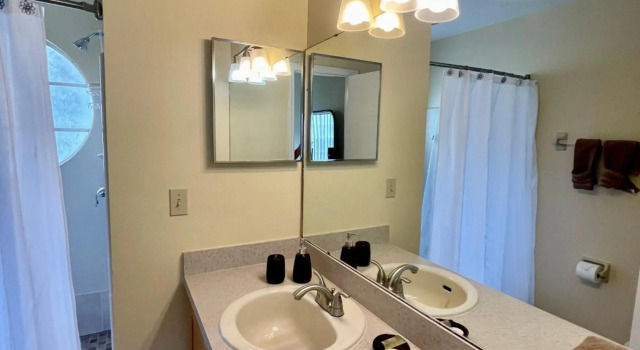 Three Bedroom Apartment #3 -- 5014 LBC -- Vusa Three Bedroom Condo Apartment, Varaa Huoneisto Orlando Kissimmee