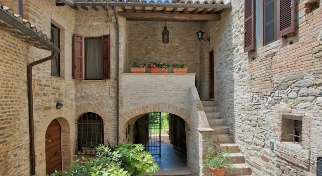 Villa at a Popular Place in Bevagna With Terrace & Garden, Varaa Villa Bevagna Umbria