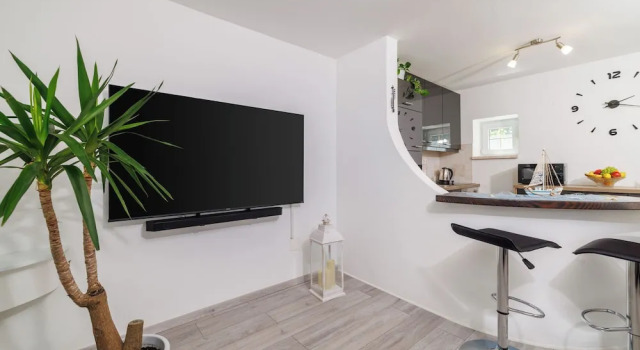 Apartment Lokvica, Prenota Appartamento Omišalj 