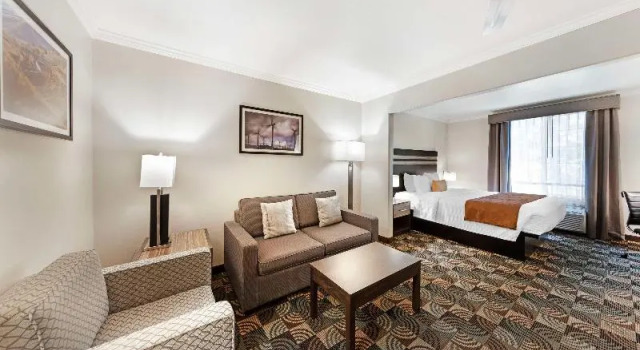 Люкс с балконом Best Western Plus Country Park Hotel