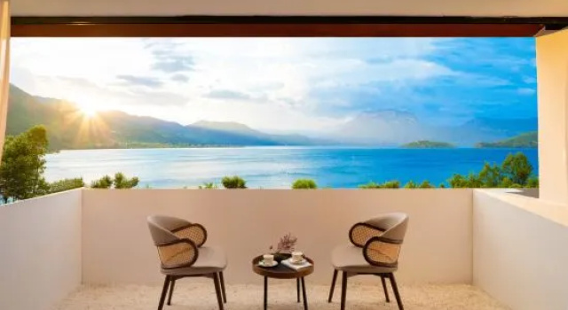 Люкс Deluxe Lugu Lake white Horse light luxury lake view b&B