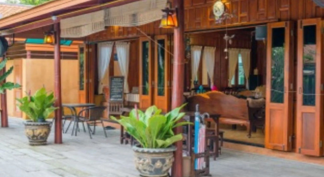 At Home Resort, Забронировать Курортный отель Курортные отели Паттайя, рядом с Пляж Паттайя, Курортный отель