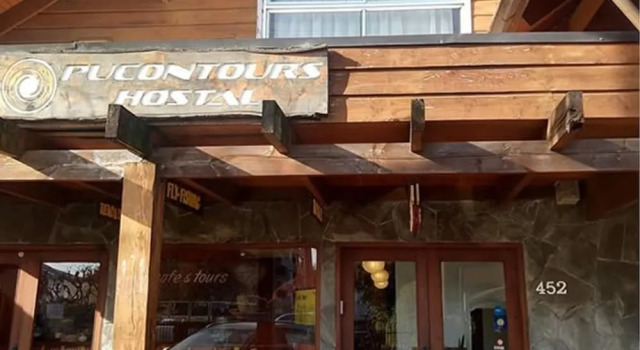 Pucontours Hostal, Varaa Hotelli Pucon 