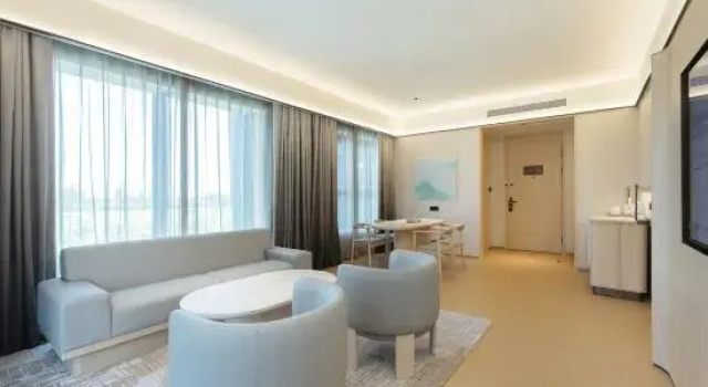 Люкс Deluxe JI Hotel (Shaoxing Yuecheng Binhai New Area  )