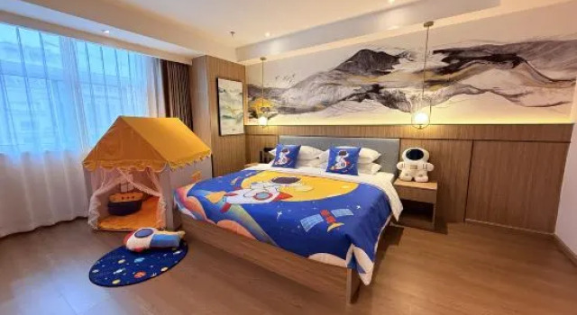 Семейный люкс Golden Tulip XiChang