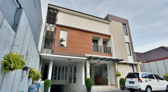 Zen Rooms Near TB Simatupang, Prenota Hotel Cilandak 