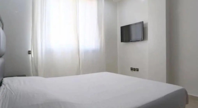Moderne appartement T3 à Gueliz, Забронировать Апартаменты/квартира Отели Марракеш-Тенсифт-Эль-Хауз с бассейном, Бассейн