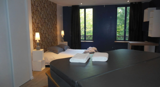 Hotel La Font Vineuse & Spa, Prenota Bed & breakfast Hotel SPA a Alvernia, SPA