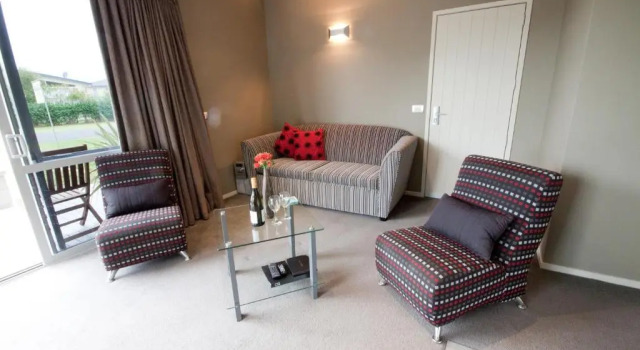 Bay Breeze Accommodation