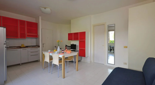 Ideal Equipped Retreat With Pool, Book Lejlighed Hoteller i Friuli Venezia Giulia med parkering, Parkering