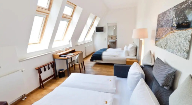 Двухместный номер Deluxe Qube Hotel Bergheim