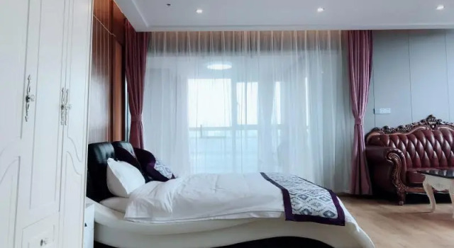 Люкс Deluxe GYA Shanghai West Youyi Road Subway Station Hotel