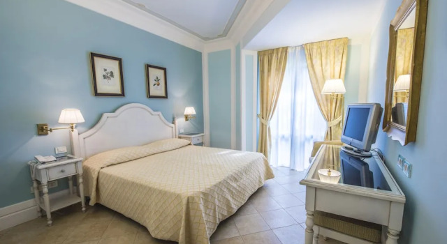 Трёхместный номер Superior с балконом Villa Daphne