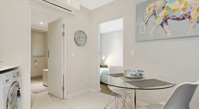 Апартаменты Luxury с видом на город KMG Apartments at The Apex