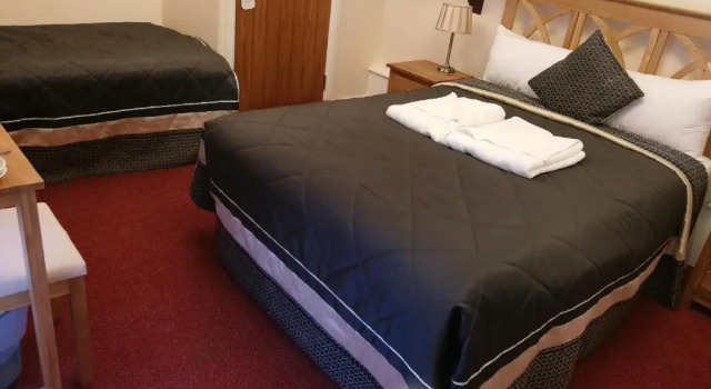 Семейный номер Standard Crown Hotel Brackley