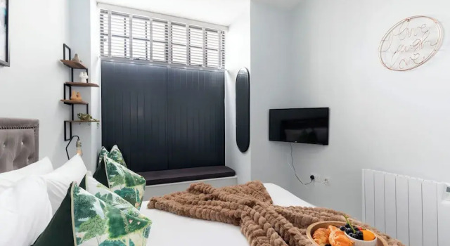 Elliot Oliver - Stylish 2 Bedroom Town Centre Apartment, Varaa Huoneisto Asunnot kohteessa Merseyside, Huoneisto