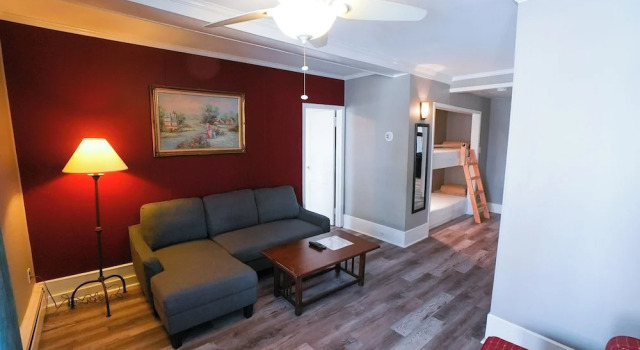 Люкс Deluxe North Beach Hotel