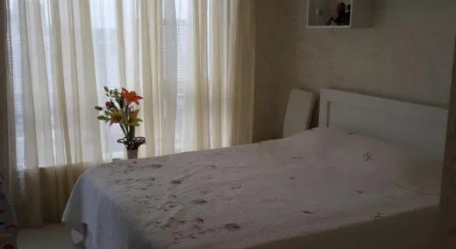 Real palas 18c, Book Apartment Batumi 
