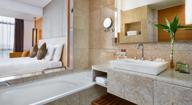 Номер Deluxe Crowne Plaza Zhongshan Wing On City by IHG